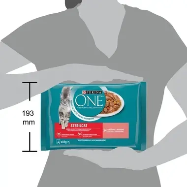 Konservi sterilizētiem kaķiem PURINA ONE® STERILCAT, filēti gabaliņi mērcē ar lasi un burkāniem